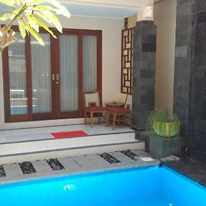 Nyaman Guest House